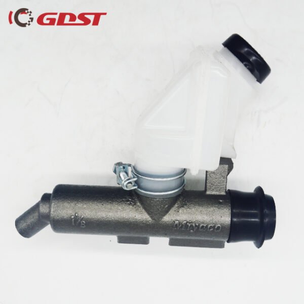 GDST OEM 1-47500-357-3 Factory Price master clutch cylinder for Isuzu